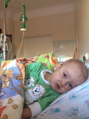 2-летний Назар Уфимцев из города Васильков Киевской области находится в детской онкогематологии областной больницы
