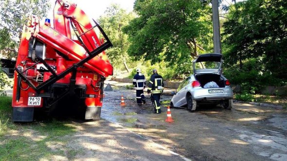 Внаслідок НП постраждав припаркований Volkswagen