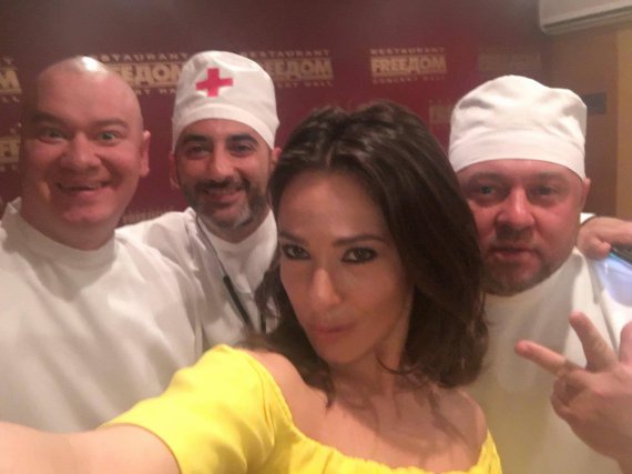 Наталка Карпа отправилась в летний тур со "Студией 95 квартал"