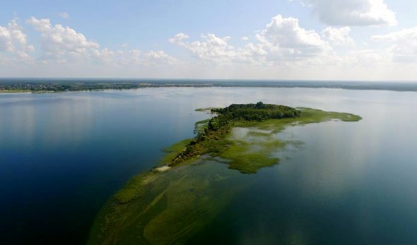 Остров влюбленных и космонавтов на озере Свитязь