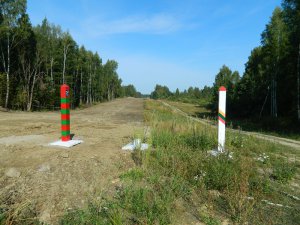 Литва начинает строить 2-метровый металлический забор на границе с Россией