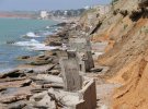 Набережная в селе Пещаное в Крыму полност разрушена