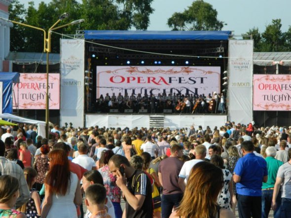 В Винницкой области финиширует I Международный оперный фестиваль OPERAFEST TULCHYN в легендарном Дворце Потоцких.