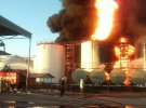 На нефтебазе под Киевом 9 дней горели 8 резервуаров с горючим. В огне погибли шесть человек, еще около двух десятков были травмированы