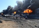 На нафтобазі поблизу Києва 9 днів палали 8 резервуарів із пальним. У вогні загинуло шестеро людей, ще близько двох десятків були травмовані