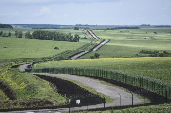 Народні депутати України проінспектували облаштування державного кордону в Харківській області у четвер, 15 червня