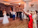 Антоніна Матвієнко та Арсен Мірзоян відсвяткували весілля на березі Дніпра