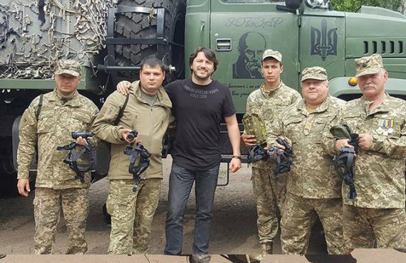 Сергей Притула провел День отца с украинскими воинами