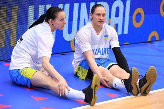 Сборная Украины эффктно завершила групповой этап Євробаскета победой над Венгрией