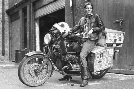 Элизабет Бирдм - первая женщина мотоциклист, объехавшая вокруг света. 1980.