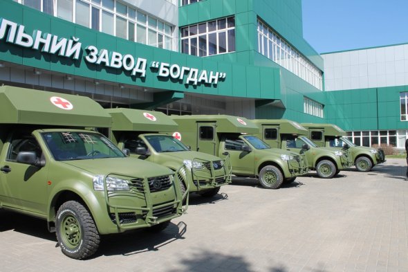 11 апреля 2017 года автозавод "Богдан" передал 10 санитарных автомобилей, изготовленных по заказу Министерства обороны Украины. 