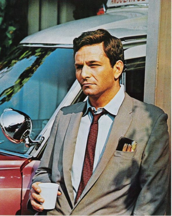 Пітер Фальк почав зніматися у "Коломбо" в 1968 році