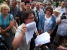Митинг возле Винницкого городского совета против нового кладбища у микрорайона Сабаров