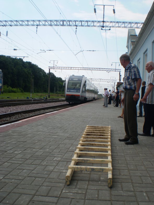 25 июня начал курсировать по железной дороге рельсовый автобус по маршруту "Винница-Хмельник-Хмельницкий"