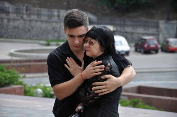 Сын и жена Сергея Олейника