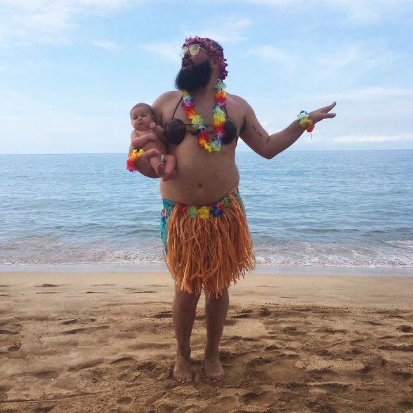 Креативный папа и дочь