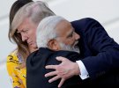 Меланія Трамп з чоловіком Дональдом на офіційній зустрічі з прем'єр міністром Індії
