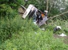 Автобус "Setra" с туристами, который ехал из Коломыи в Одесскую область, съехал в обрыв и перевернулся несколько раз.