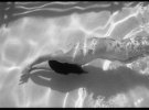Фото обнаженных купальщиков бассейна