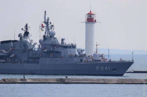 Фрегат TCG "Turgutreis"