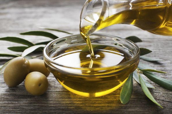 Оливкова олія знижує холестерин
