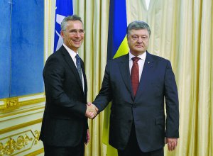 Президент Петро Порошенко обговорив із генсеком НАТО Єнсом Столтенбергом перспективи співпраці