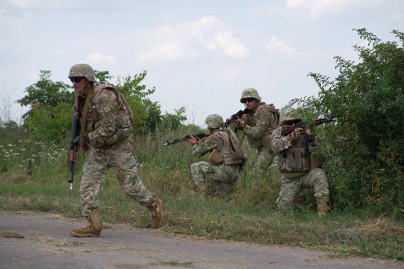 Военные учения на реке Дунай