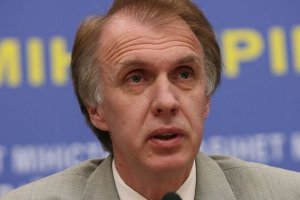 Колишній міністр закордонних справ Володимир Огризко: ”Що жорсткішими будуть санкції Заходу проти Росії, то раніше прийдемо до результату”