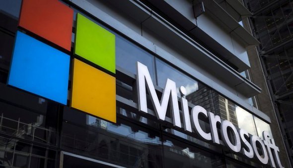 Два года назад Windows 10 для компьютеров и планшетов вызвал ажиотаж. Microsoft раздавал новую операционную систему бесплатно только для владельцев лицензионной Windows 7 и 8.1.