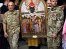 На іконі Божої Матері зображені воїни АТО разом з усіма захисниками України різних епох