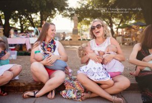 В Виннице молодые мамочки публично покормят своим младенцев грудным молоком