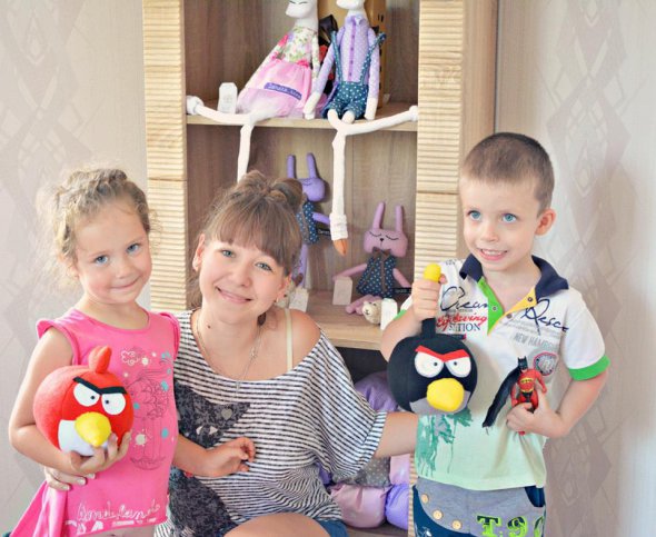 21-летняя Наталья Держипильского основала собственный бренд игрушек ручной работы «Denata Toys»