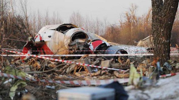 На уламках літака Качинського знайшли сліди вибухівки