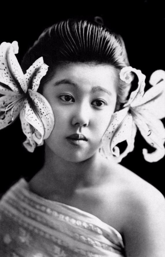 Молоді японські гейші 1900-х років