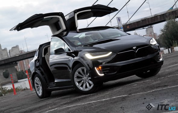 Tesla Model X