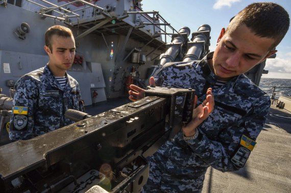 Украинские курсанты на ракетном эсминце "Дональд Кук"