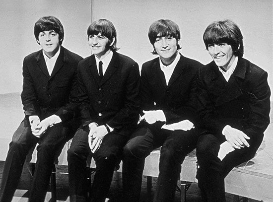 У гурті "The Beatles" 18 серпня 1962 року вперше виступив новий ударник Рінго Старр. 