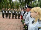 В Виннице погибших правоохранителей почтили митингом-реквием