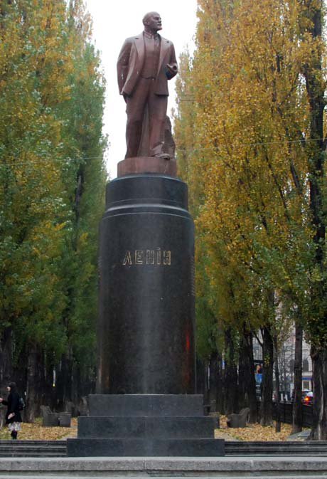 Пам'ятник Леніну, який стояв на Бессарабській площі у столиці