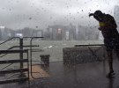Тихоокеанский тайфун "Хато" парализовал жизнь в Гонконге