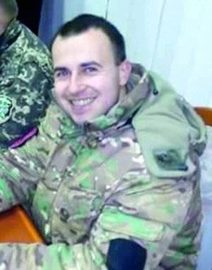 Олександр Андріяшев брав участь у Революції гідності. Звідти добровольцем пішов воювати в батальйон ”Айдар”. Мав позивний ”Палач”