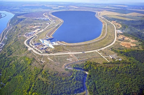 Эксплуатация только трех гидроагрегатов Днестровской ГАЭС сокращает выбросы диоксида углерода на 180 тыс. тонн в месяц, SO2 - на 2,3 тыс. тонн, а пыли - на 700 тонн