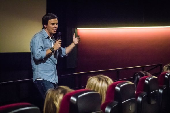 Дмитро Комаров показав "Світ навиворіт " у Японії