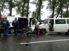 Поблизу села Рідкодуб, що на Харківщині потрапили в аварію два мікроавтобуси.
