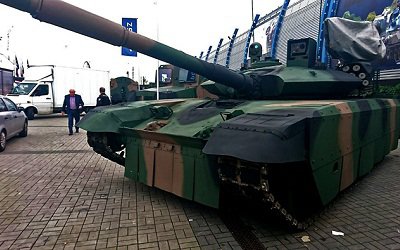 Новітній танк ПТ-17, що є результатом глибокої модернізації танку Т-72 силами українських та польських фахівців
