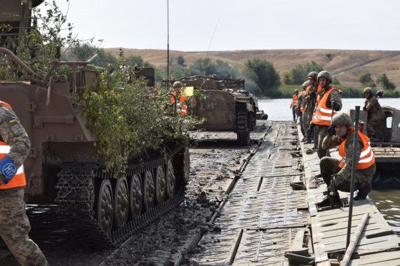 В Миколаївській області проводять масштабні навчання ЗСУ