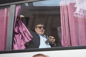 Саакашвили также заявил, что по дороге вместе с журналистами заедет на кофе. Фото: Егор Фирсов.