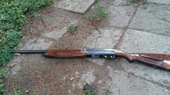 У Вінницькій області чолвоік без причини застрелив сусіда та травмував ще двох чоловіків