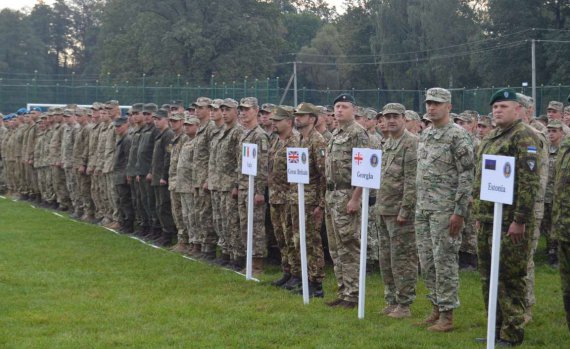 На Львівщині відбулась офіційна церемонія відкриття українсько-американського командно-штабного навчання із залученням військ "Репід Трайдент-2017"