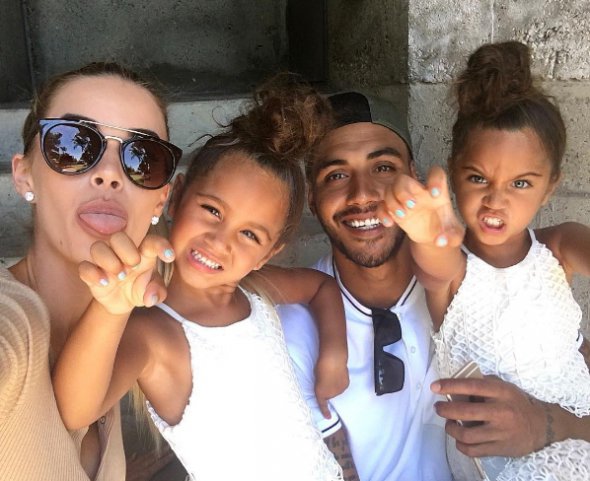 Найкрасивіша родина Instagram